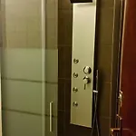Megaride 招待所 科莫